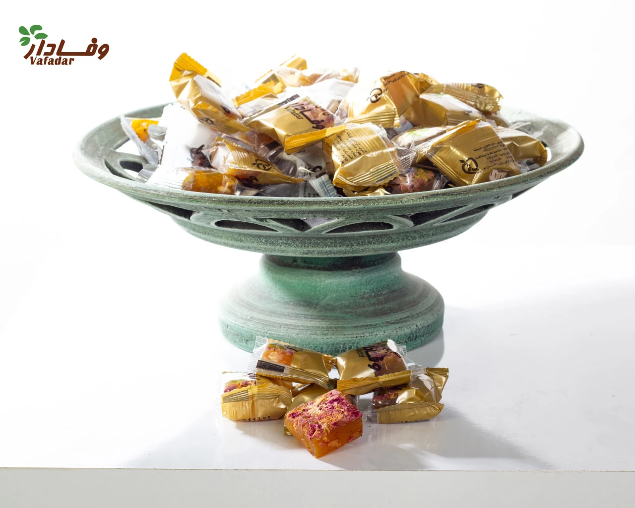 حلوا پذیرایی گل محمدی